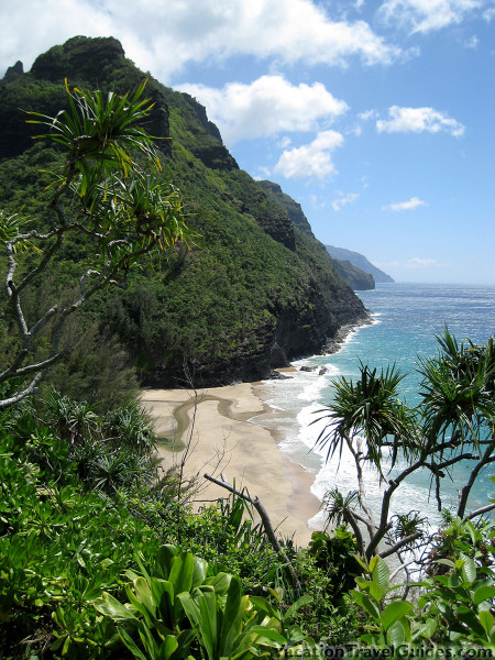 Kauai Hawaii - Kalalau Hanakapiai Hike - Hanakapiai Beach