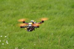 drone-905955_640