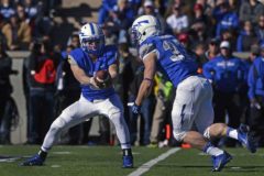 football-888015_1280